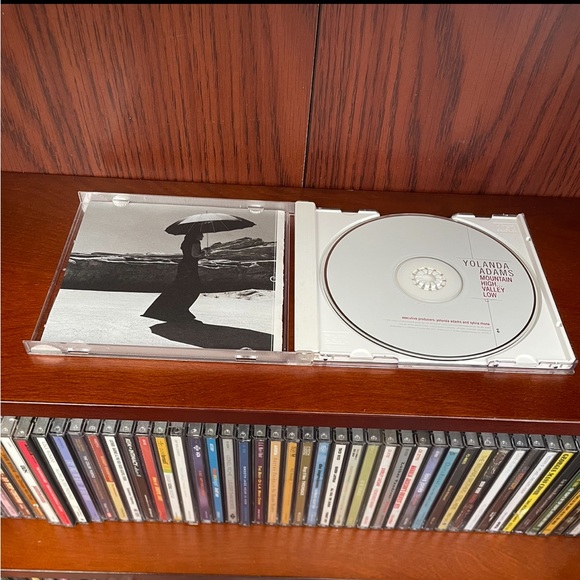 Yolanda Adams CD Mountain High Valley Low #6 studio album was released Sept 1999 - Picture 3 of 7